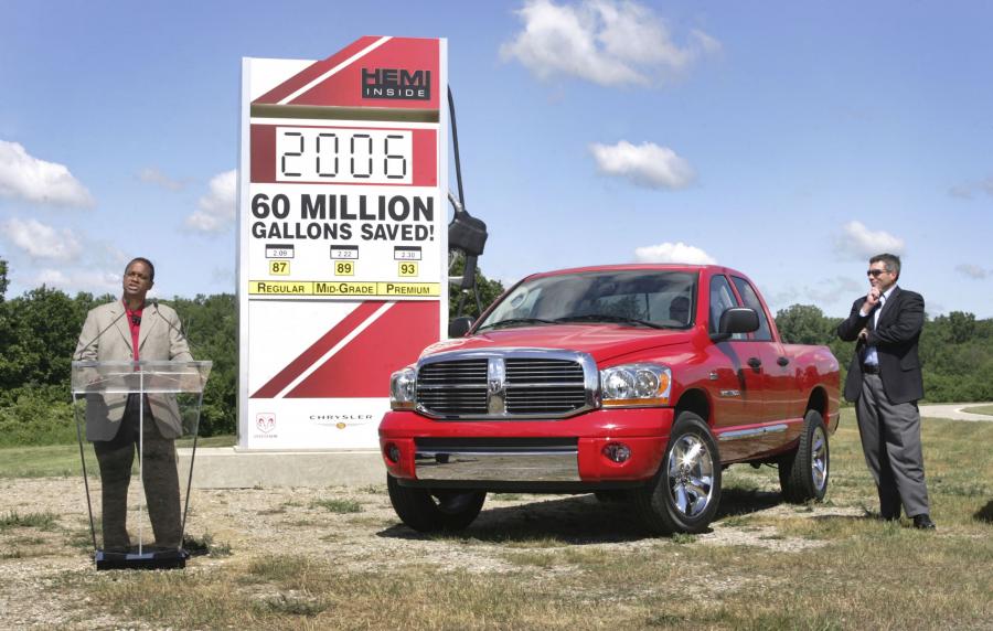  Dodge Ram 2006 года  (фото 3 из 16)